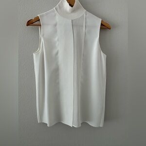 Vince Elegant White Sleeveless Top